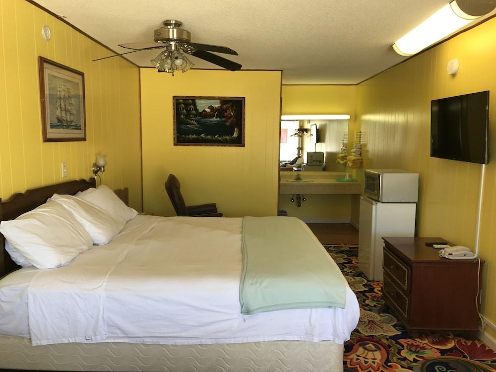 Heritage Inn Mahomet photo 19