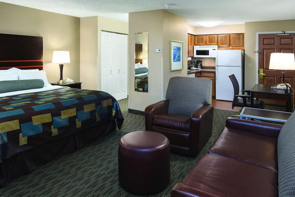 Aspen Suites photo 5