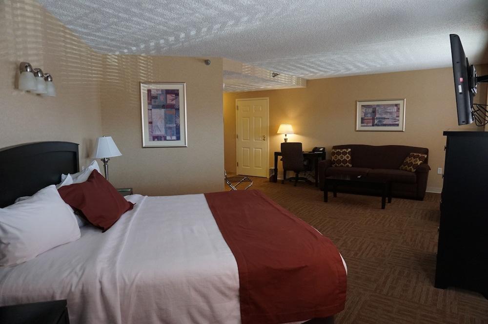 Findlay Inn and Conference Center photo 12