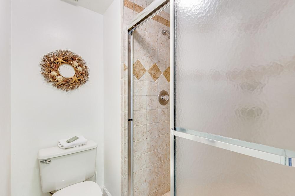 Surfside Resort photo 28