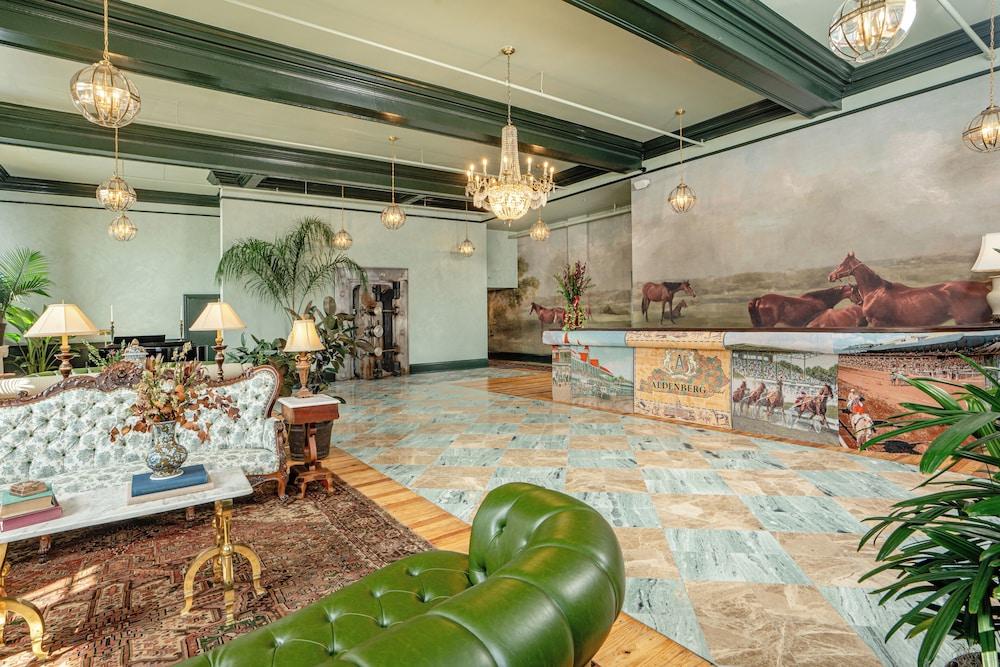 The Aldenberg Hotel — hotel in Versailles