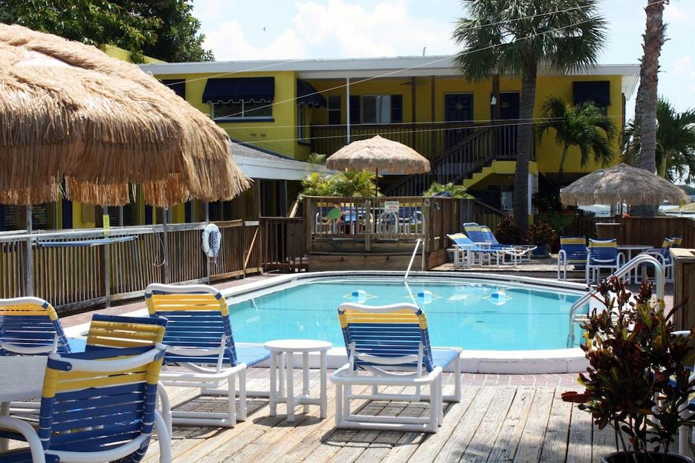 Barefoot Bay Resort & Marina photo 35