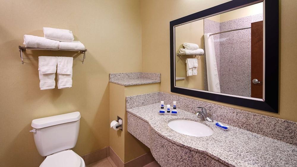 Best Western Plus Desoto Inn & Suites photo 16