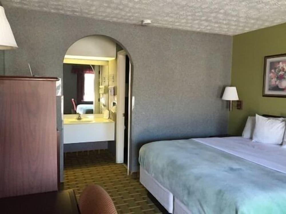 Quality Inn Elberton photo 24