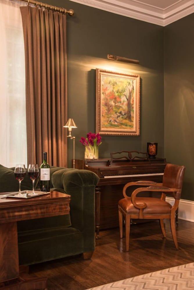 Kemble Inn photo 52