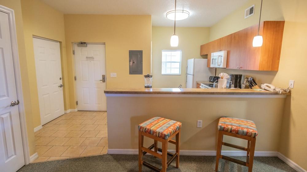 Barefoot Suites photo 76