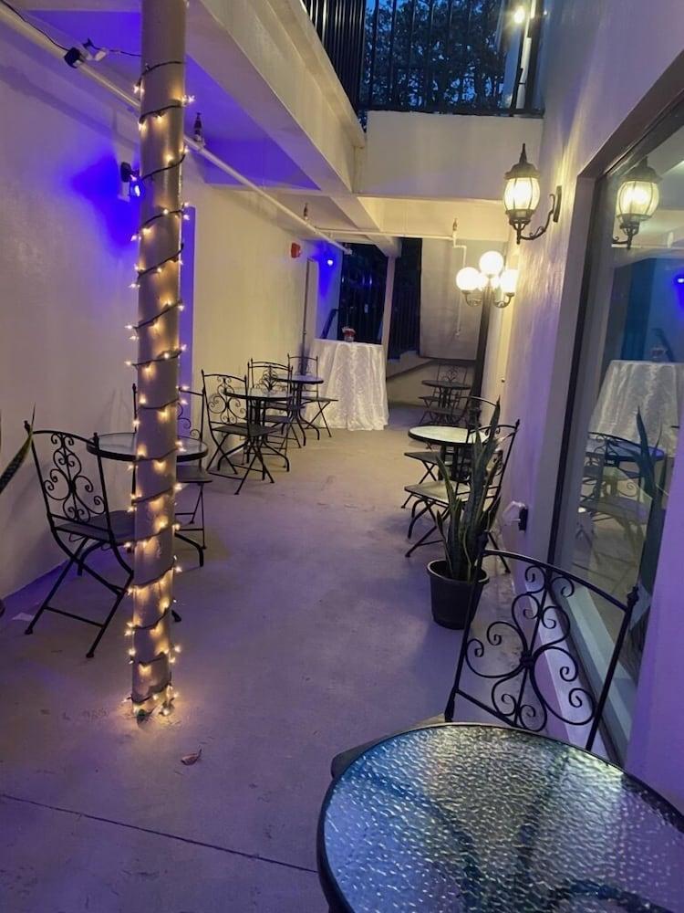 Dunns Josephine Hotel photo 1