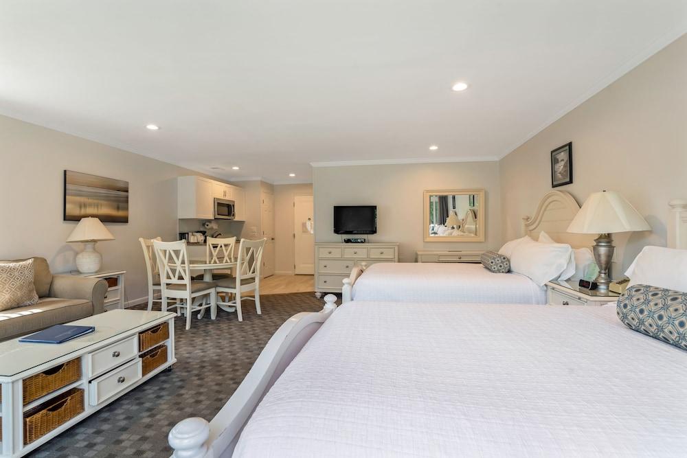 East Hampton House Resort photo 23