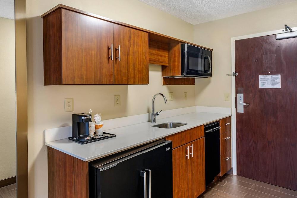 Comfort Inn Danvers - Boston North Shore photo 35