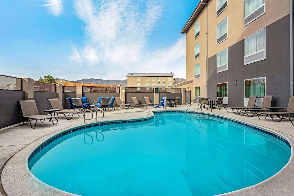 La Quinta Inn & Suites by Wyndham San Francisco Airport N photo 14