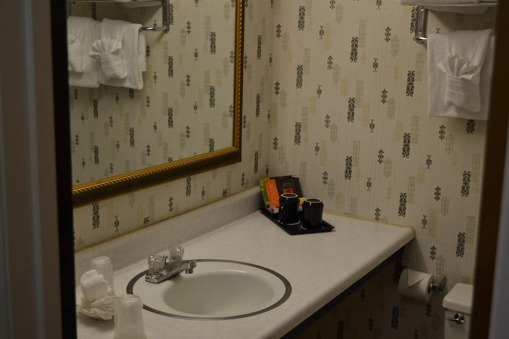 Henniker Motel photo 4