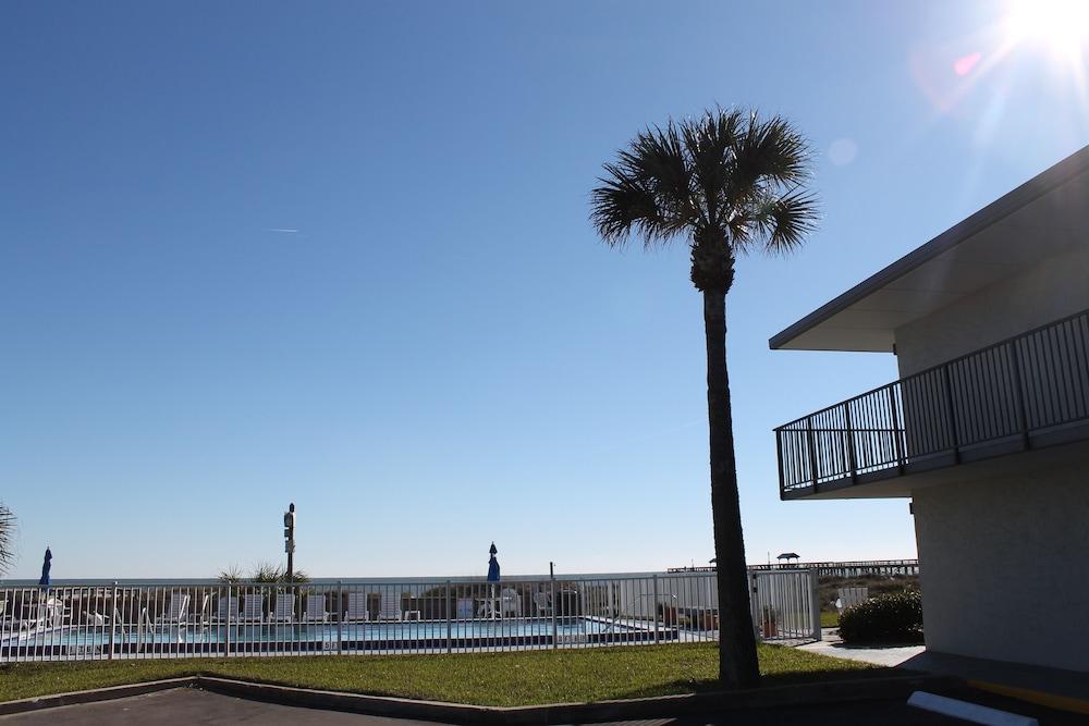 Beachside Motel photo 38