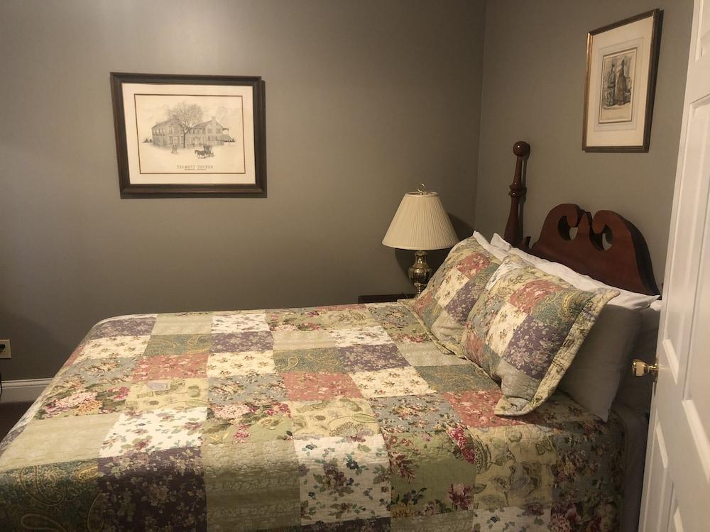 Talbott Inn photo 5
