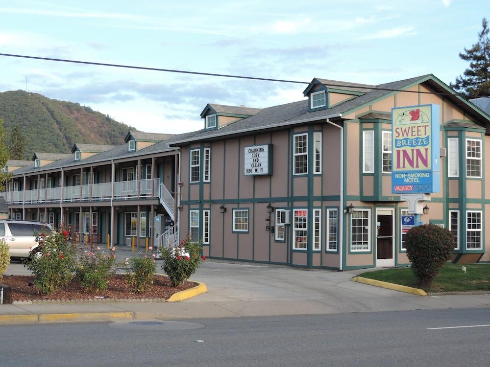Sweet Breeze Inn photo 18