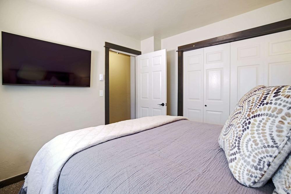Copper King Convention Center, an Ascend Collection Hotel photo 41