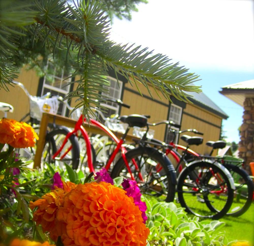 Compass Rose Lodge photo 19