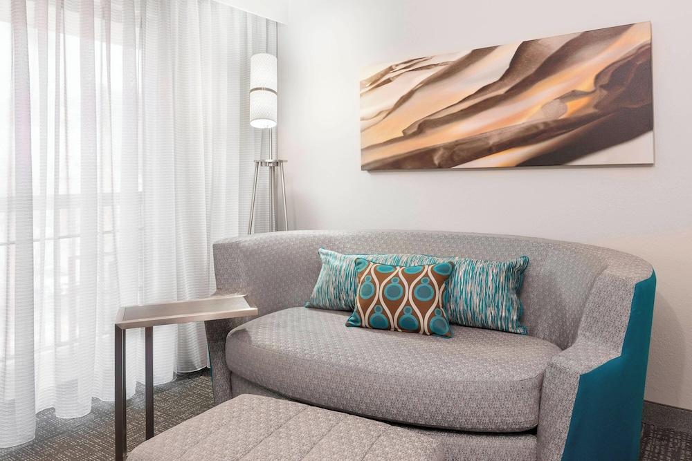 Courtyard by Marriott Asheville photo 12