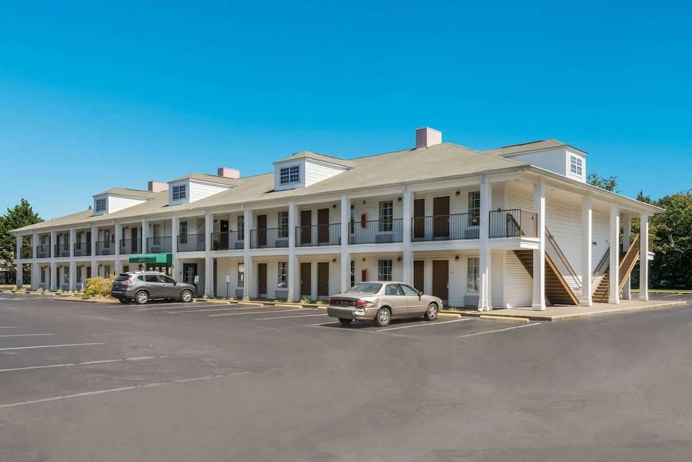 Quality Inn Decherd - Winchester photo 1