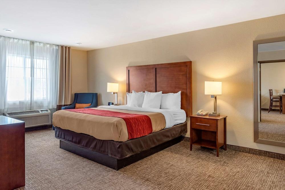 Comfort Inn & Suites Klamath Falls photo 71