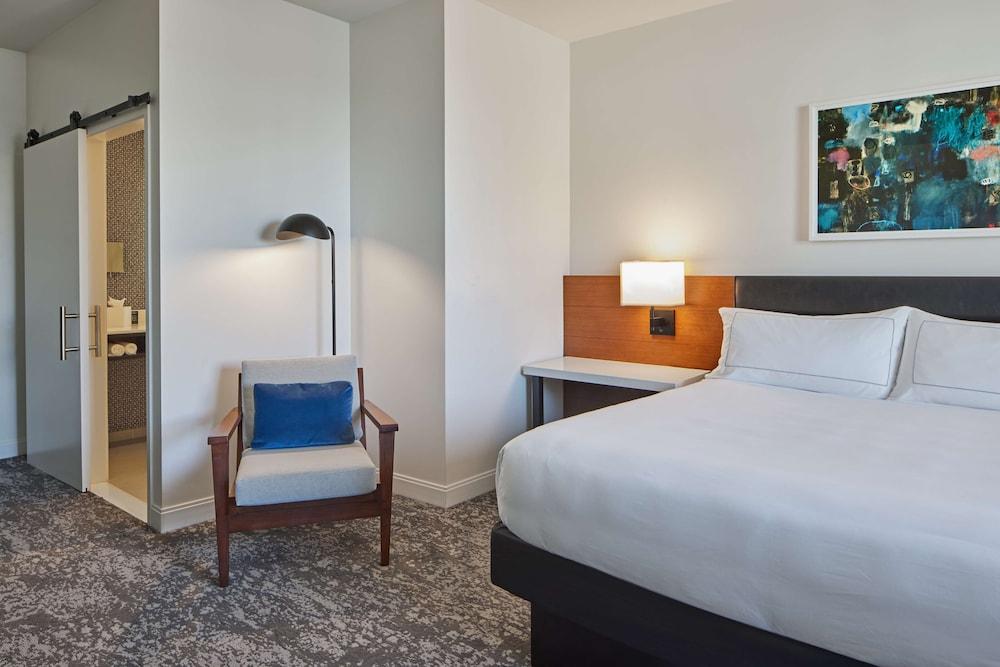 The Fort Sutter Sacramento, Tapestry Collection by Hilton photo 15
