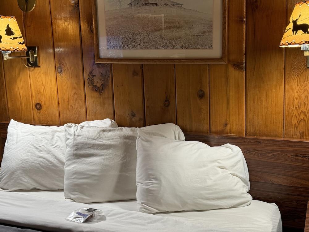 Kootenai Valley Motel photo 30