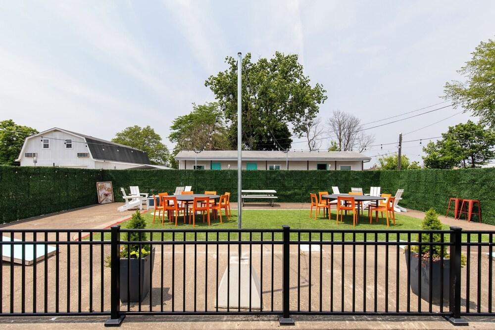 HomeField Inn. photo 27