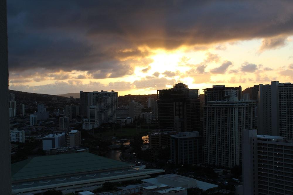 Ala Moana Hotel by LSI Resorts photo 70