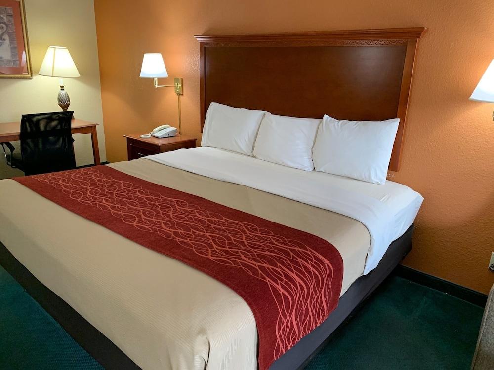 Coachman's Inn Motel photo 4
