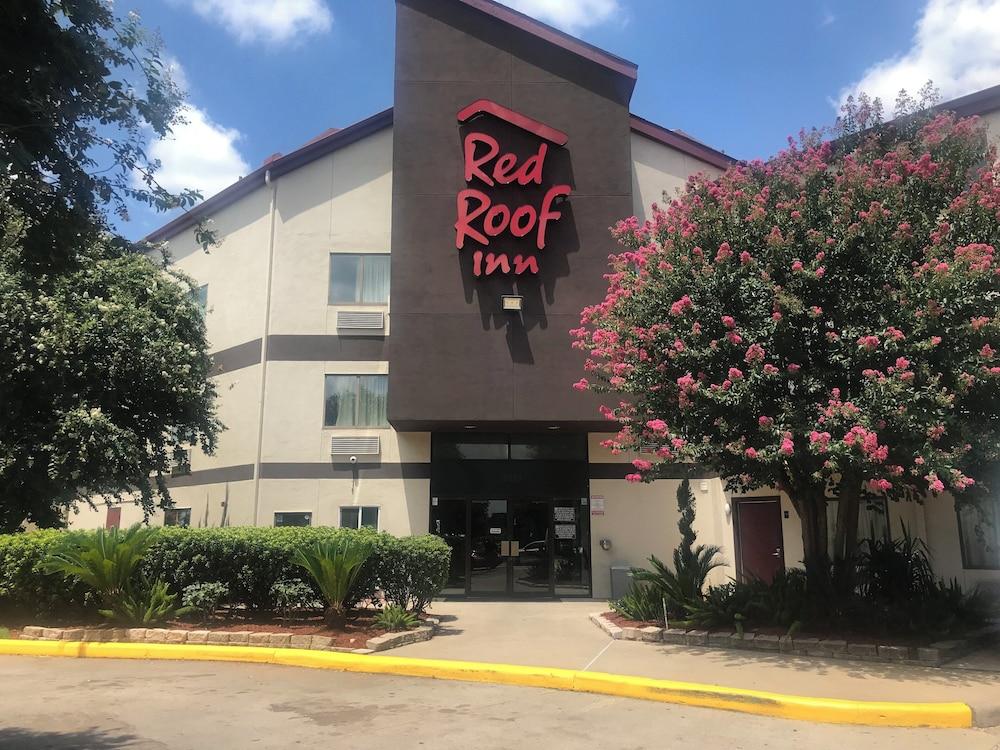 Red Roof Inn Houston - Brookhollow photo 1