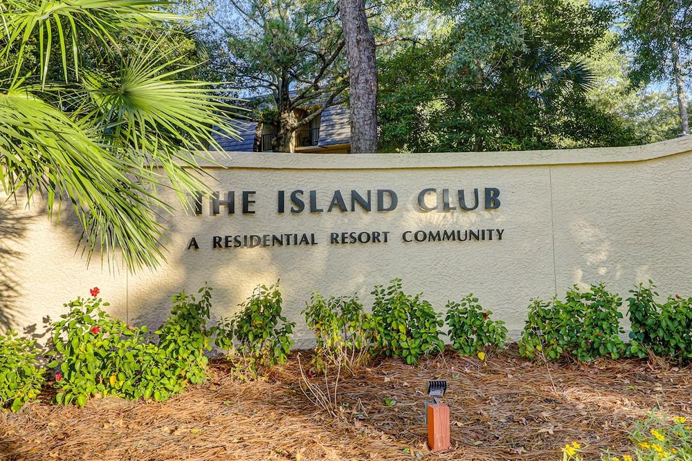 Island Club photo 1