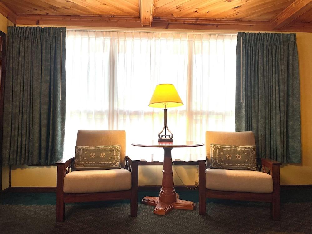 Lake Crest Inn photo 23