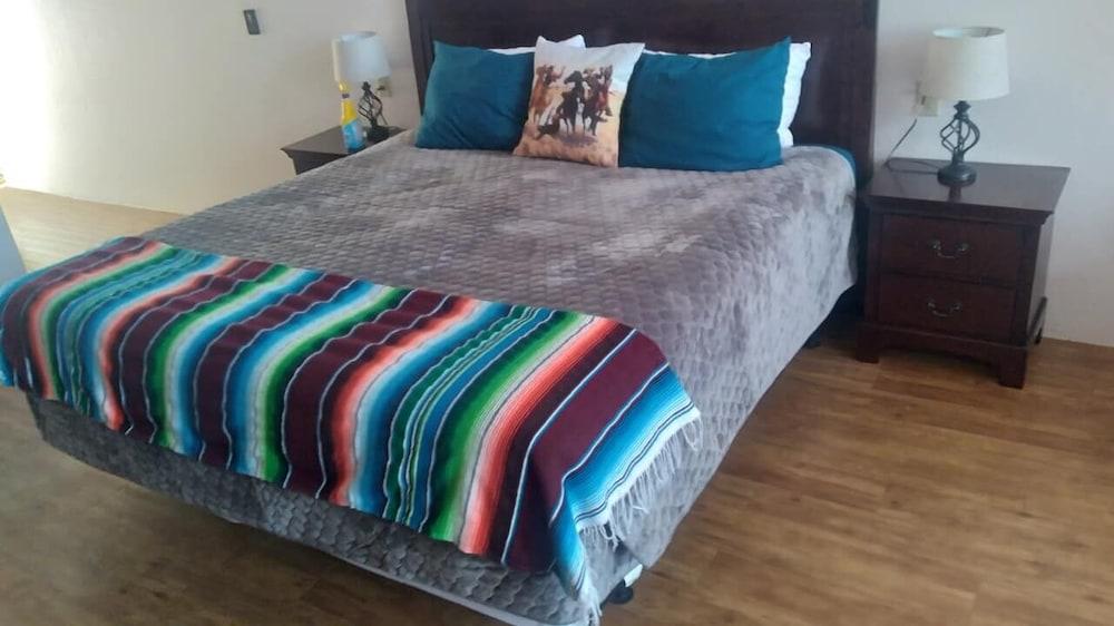 Katie's Cozy Suites photo 16