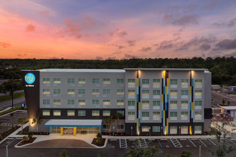 Tru by Hilton Jacksonville Airport I-95 photo 25