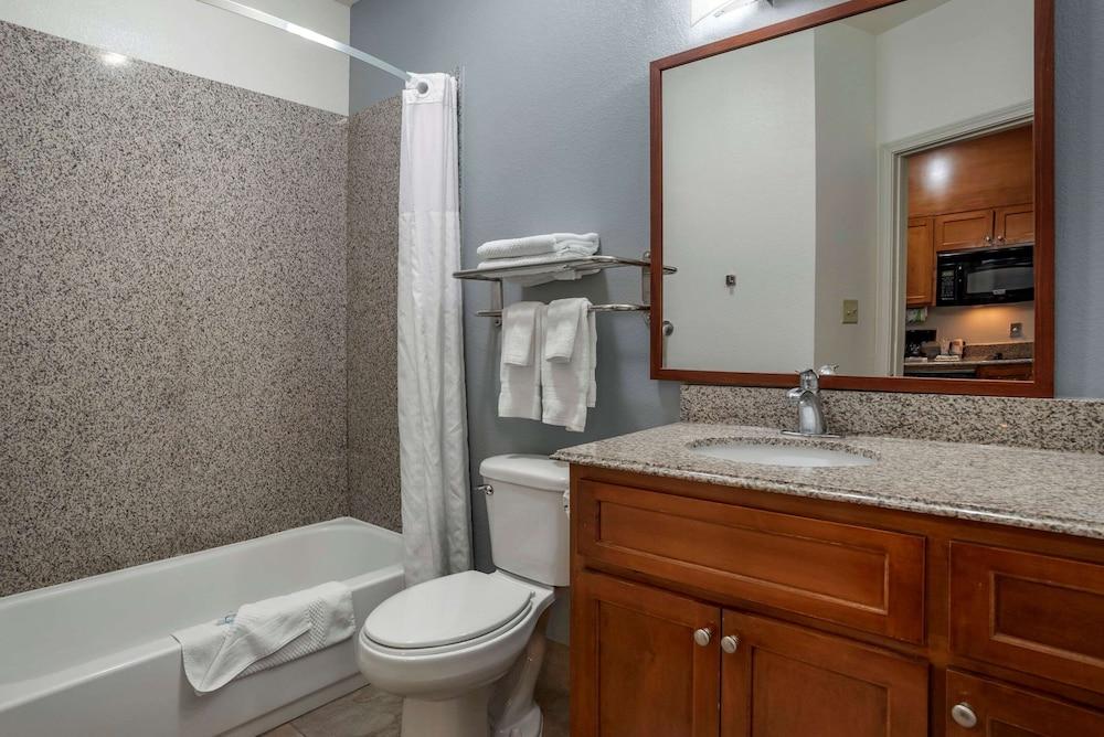 MainStay Suites Denham Springs - Baton Rouge East photo 9