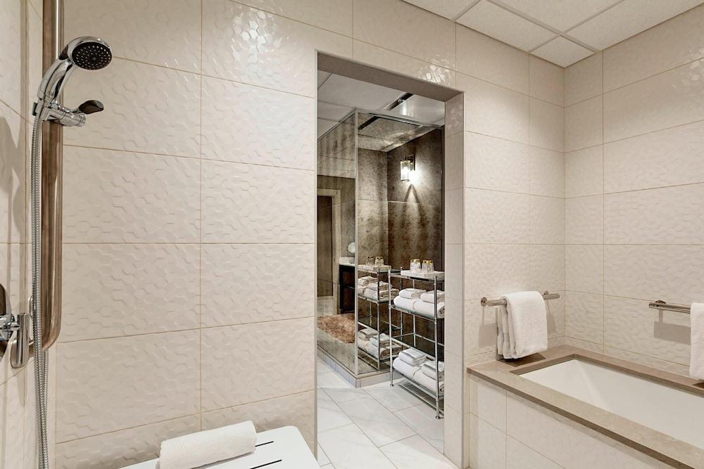 Lincolnshire Marriott Resort photo 32