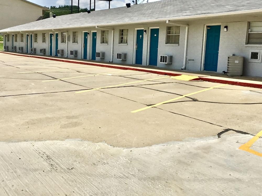 Lakeside inn photo 17