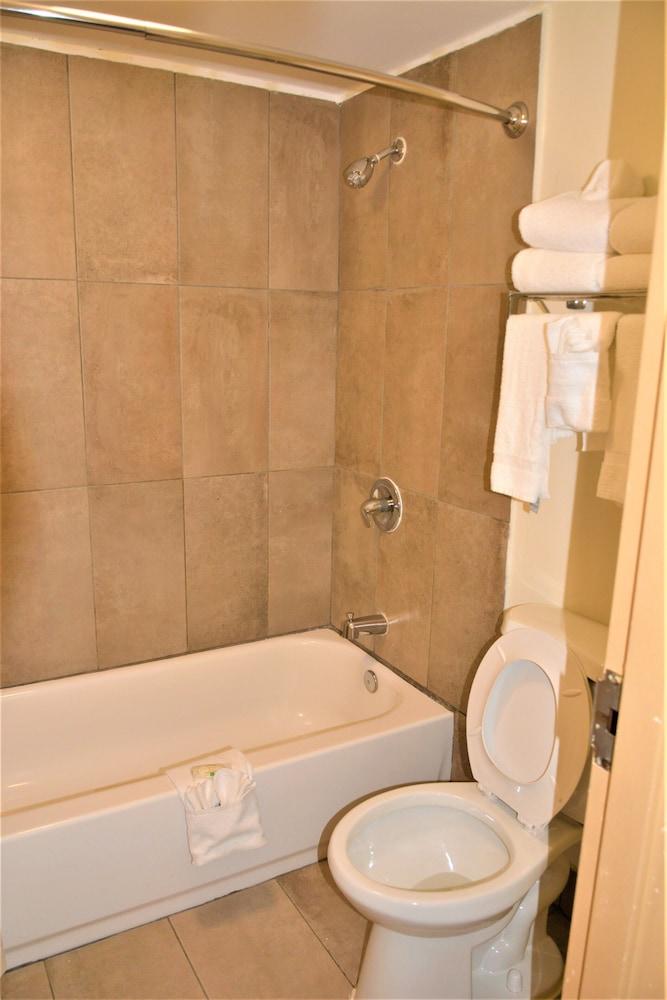 Quality Inn Culpeper photo 20