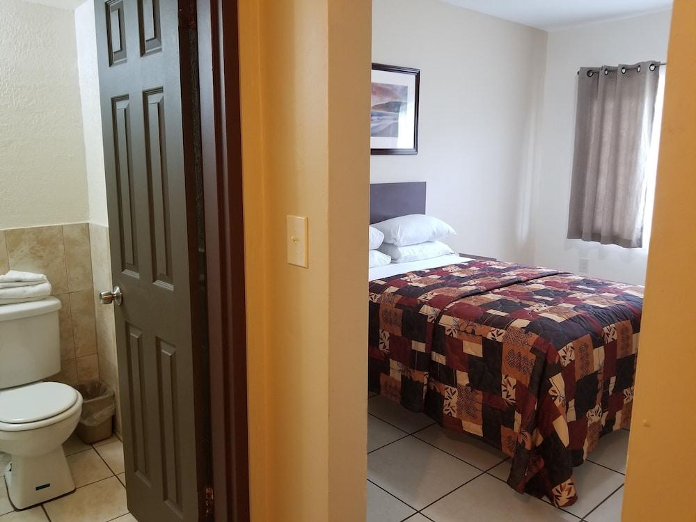 Parkway Inn Airport Motel Miami photo 39
