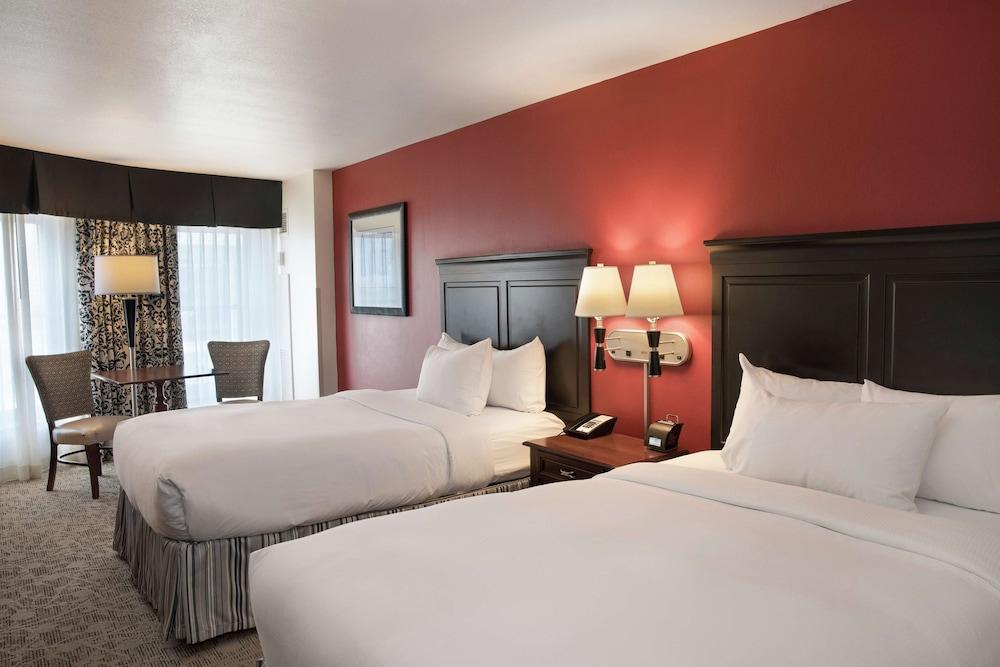 President Abraham Lincoln Springfield - DoubleTree by Hilton photo 13
