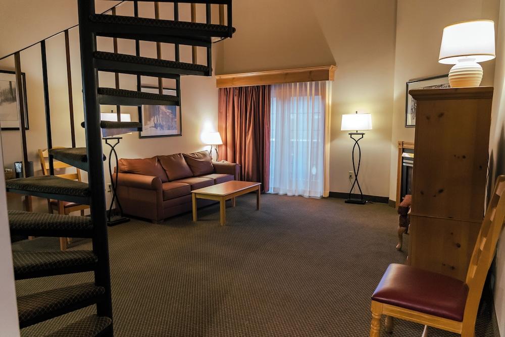 The Inn At Holiday Valley photo 42