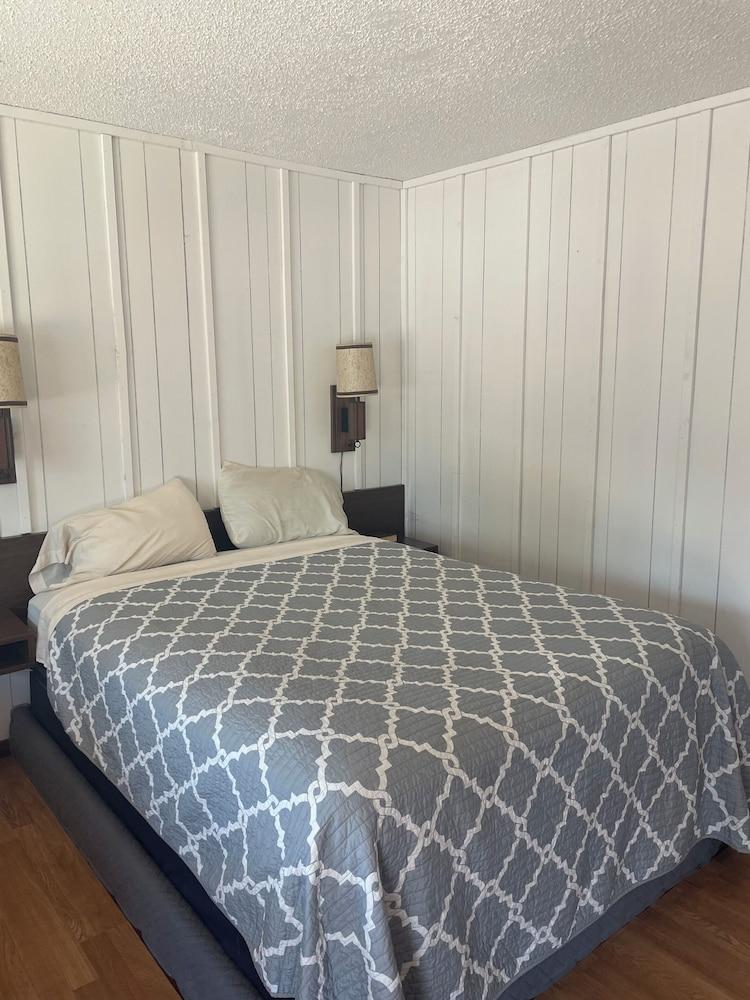 Challis Roadhouse photo 27