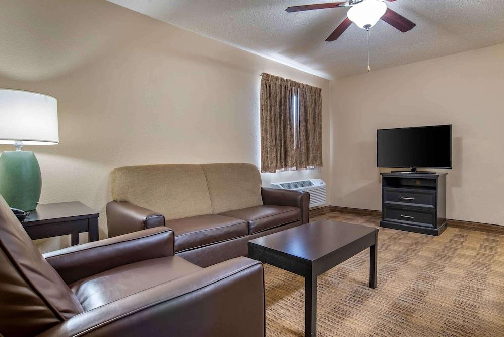 Suburban Studios Montgomery East I-85 photo 15