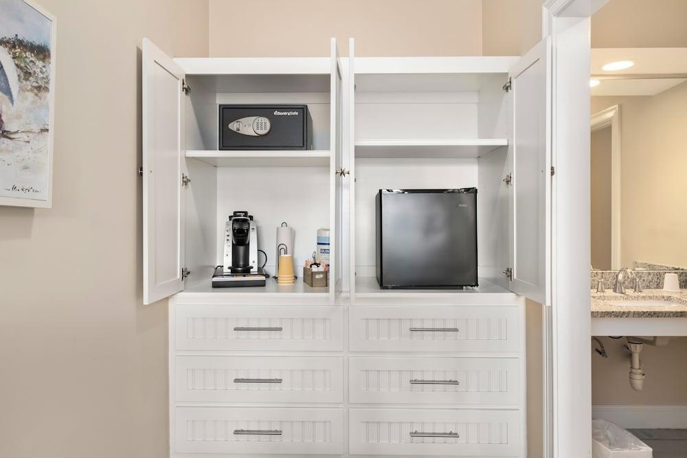 Guest House Suites photo 68
