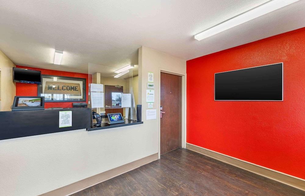 Extended Stay America Suites Sacramento Northgate photo 2