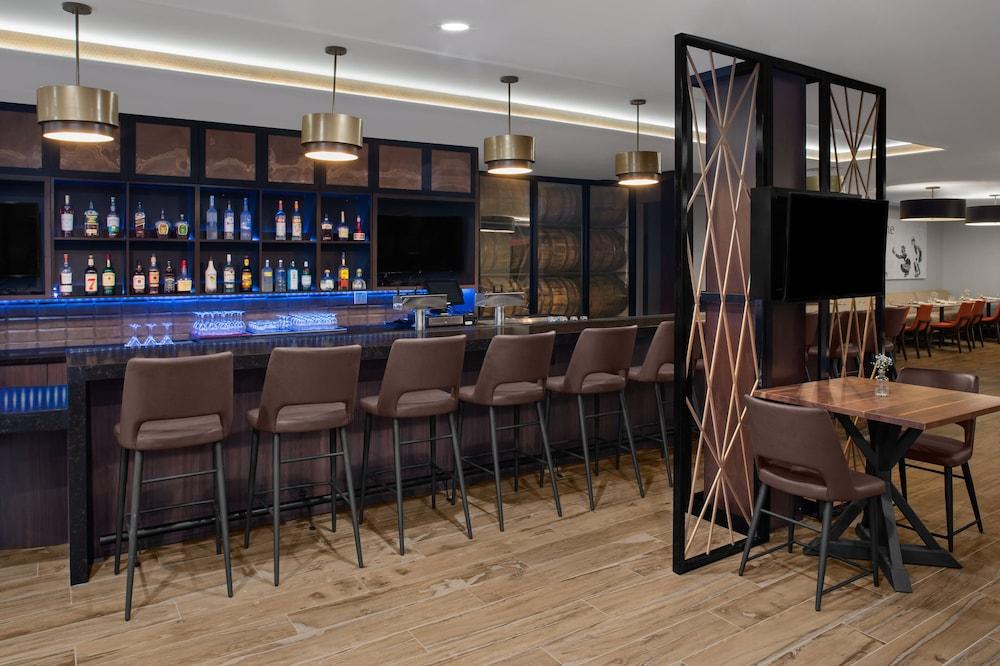 Holiday Inn Hasbrouck Heights-Meadowlands by IHG photo 19