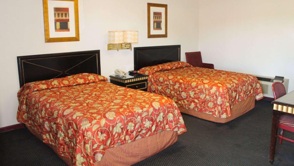 Budget Host Golden Wheat Motel photo 2