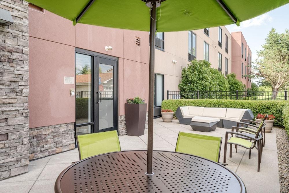 SpringHill Suites by Marriott Terre Haute photo 32