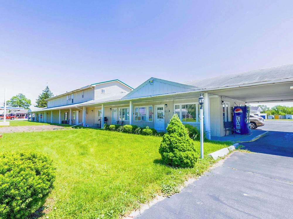 Country Hearth Inn & Suites By OYO Sturgis photo 26