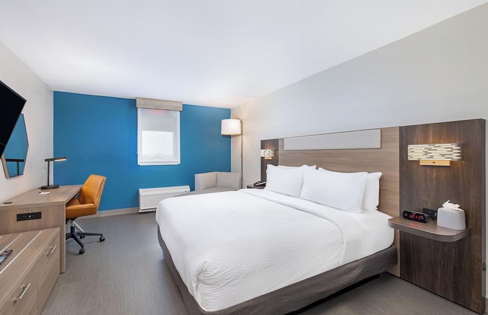 Holiday Inn Express Atlanta Airport - North by IHG photo 15