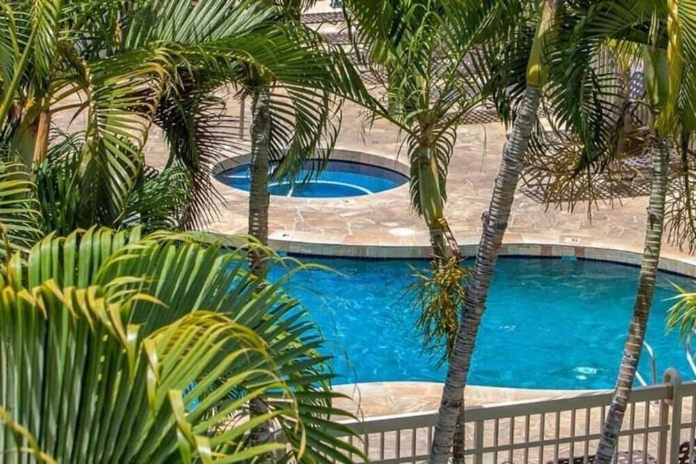 Signature Residences at Maui Banyan photo 19